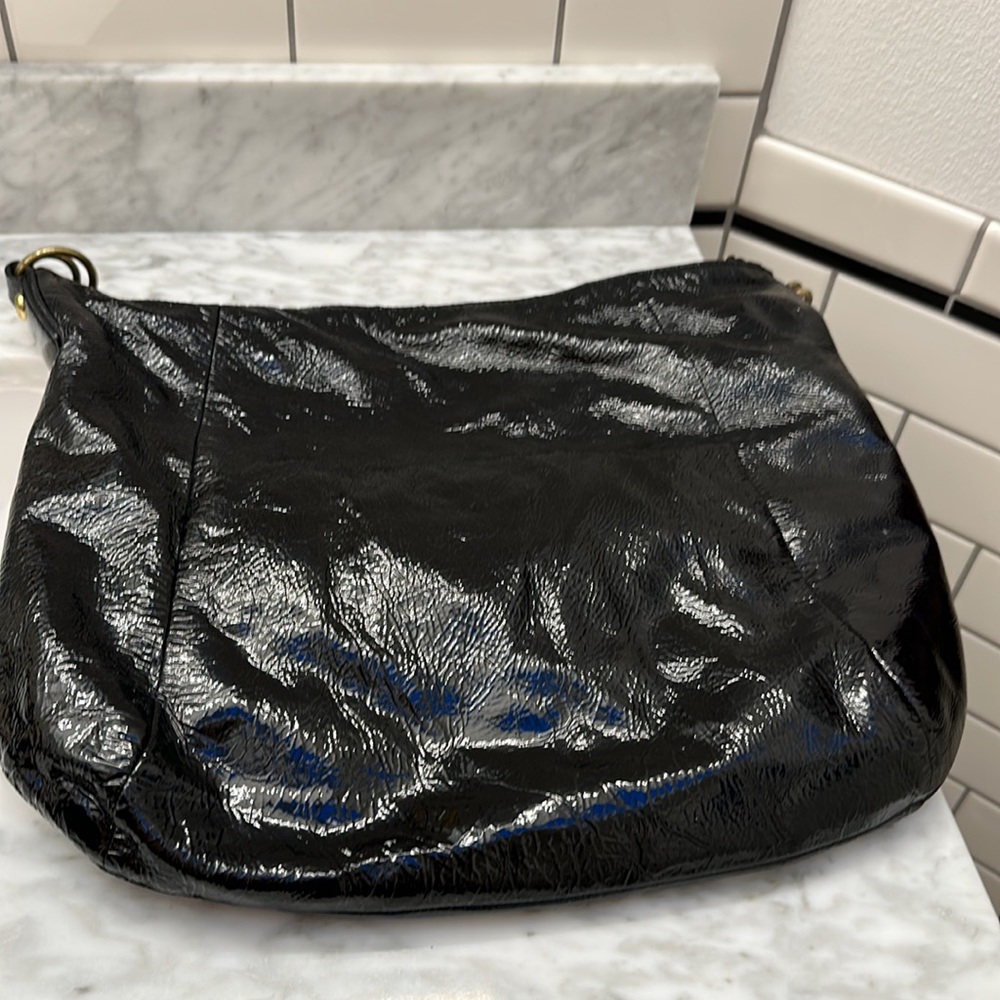 Patent leather coach bag. Large size. Perfect shape! - Picture 4 of 9